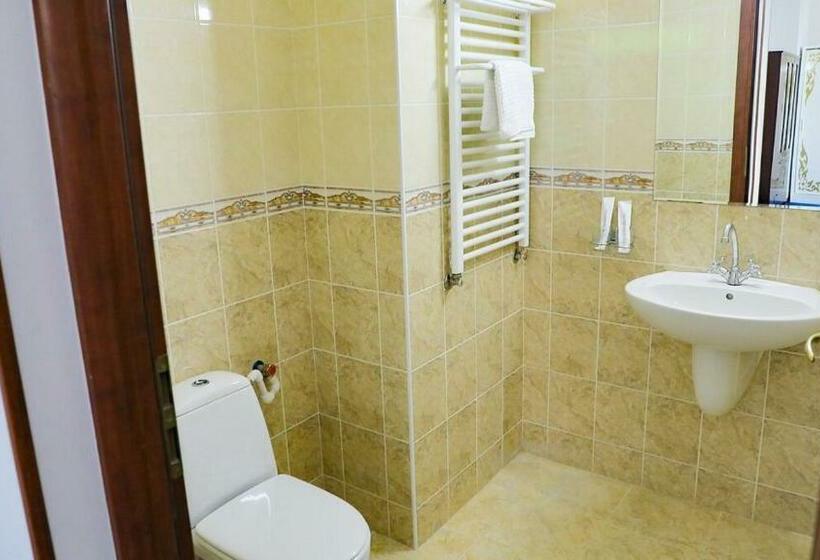 اتاق استاندارد, Maqom Plaza