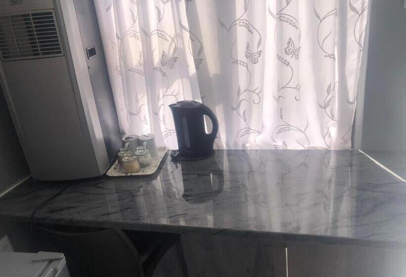 اتاق استاندارد, The Nest Overnight And Accommodation Usakos