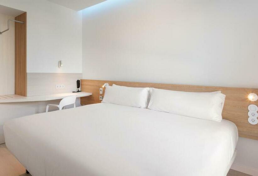 اتاق لوکس, B&b Hotel Lleida