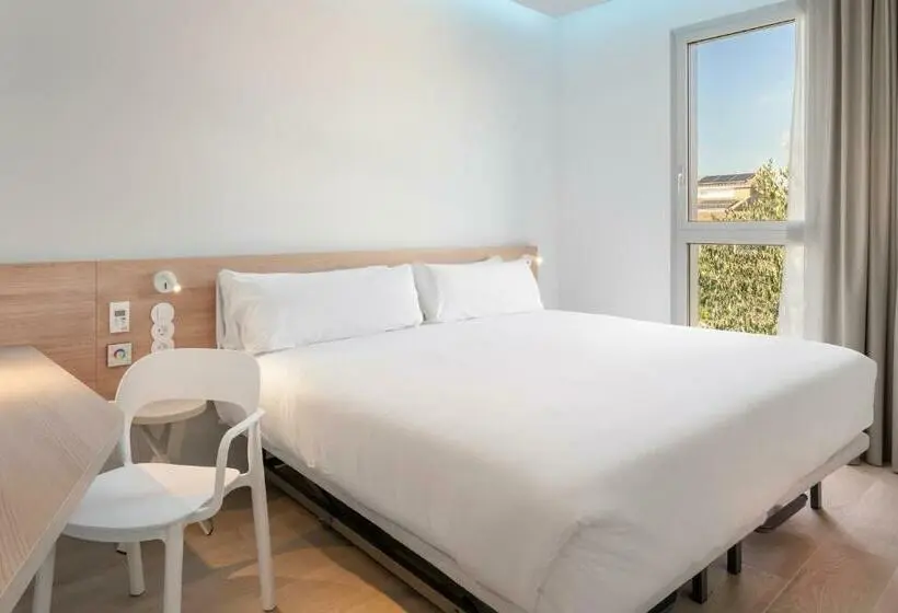 اتاق لوکس, B&b Hotel Lleida