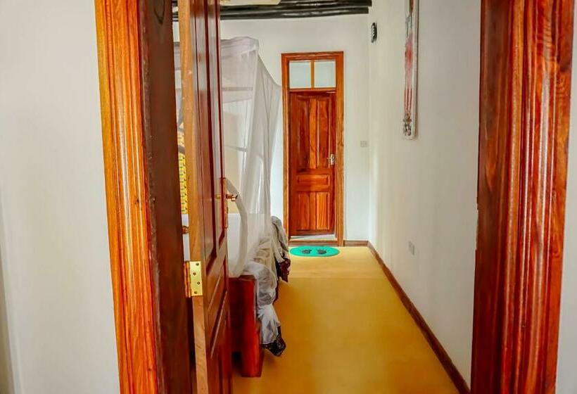침실 3개 주택, Tumbo Swahili Villa