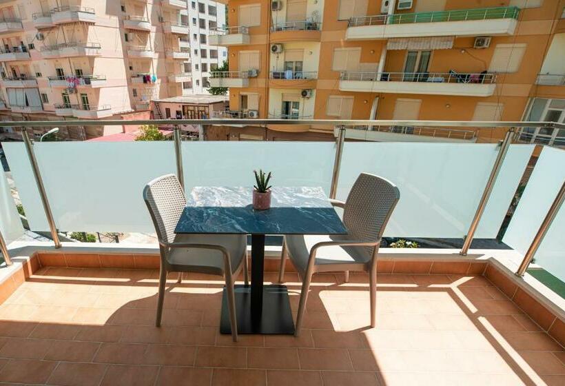 バルコニー付き１ベッドルームアパートメント, Vlore Luxury Apartaments Fael