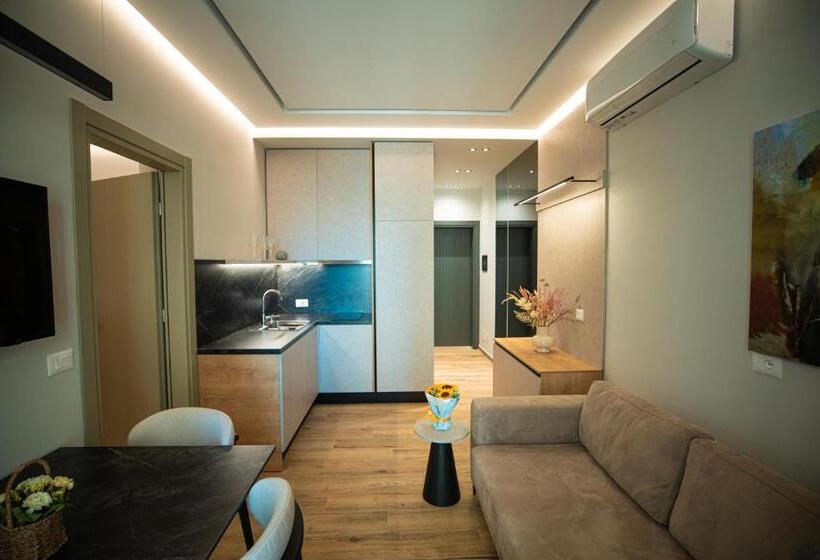 海の見える１ベッドルームアパートメント, Vlore Luxury Apartaments Fael