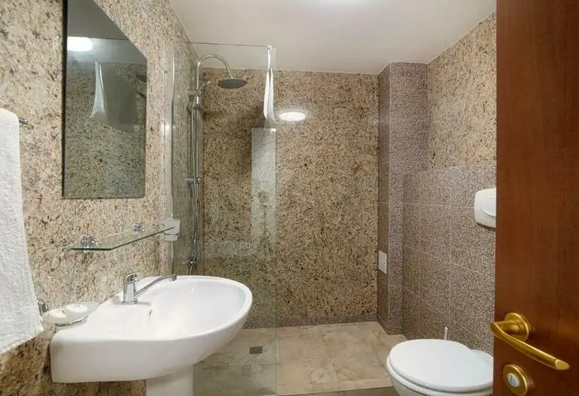 اتاق استاندارد, Amore Resort
