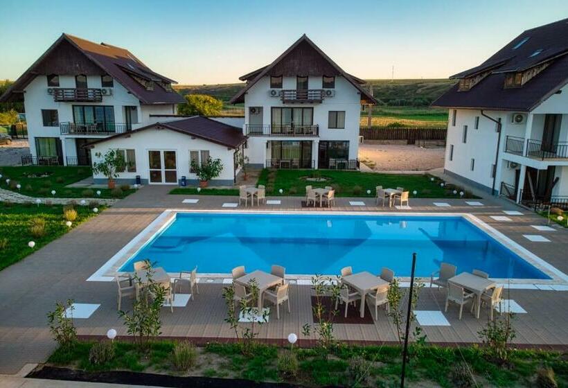 Номер Стандарт с Балконом, Amore Resort