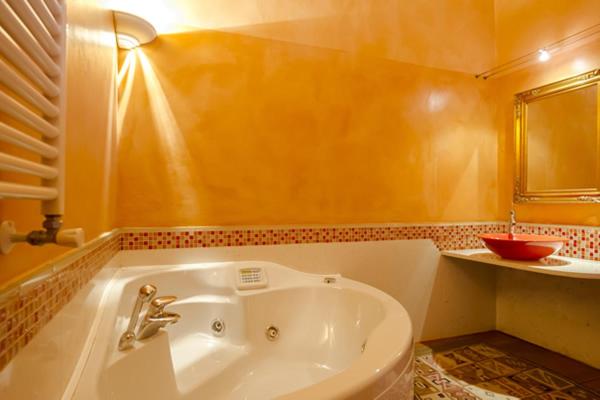 اتاق استاندارد سه نفره, B&b Saluzzo Paesana 1718