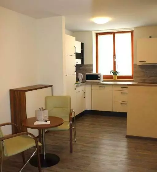 آپارتمان 1 خوابه, Boardinghouse Neustadt