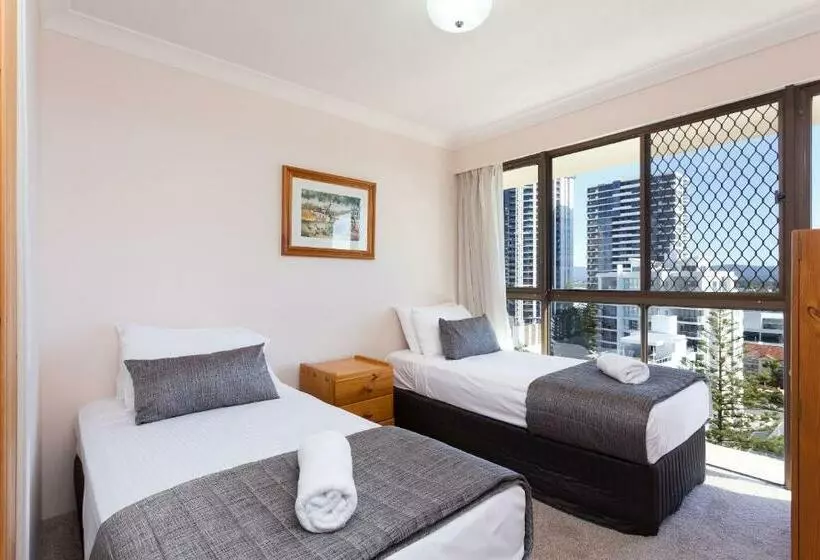 آپارتمان 3 خوابه, Capricornia Apartments
