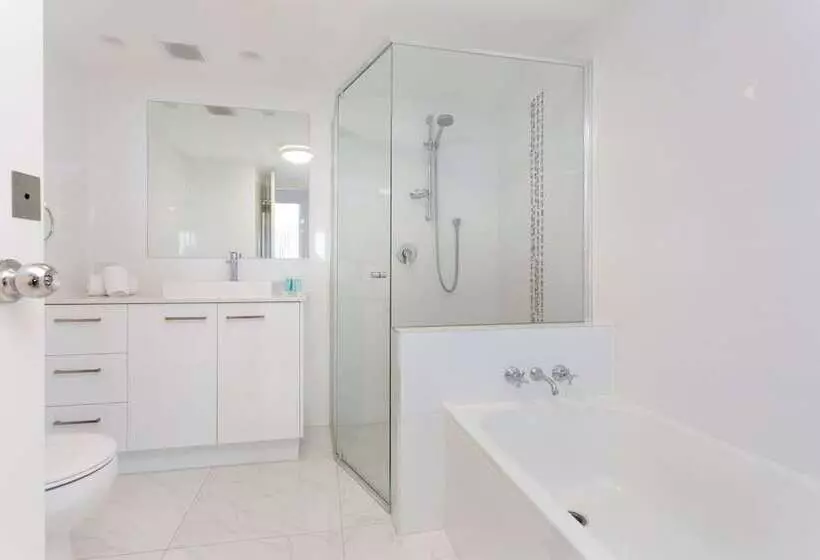آپارتمان سوپریور 2 خوابه, Capricornia Apartments