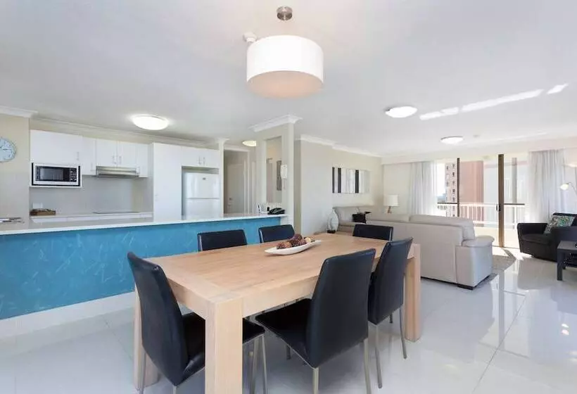 آپارتمان سوپریور 3 خوابه, Capricornia Apartments
