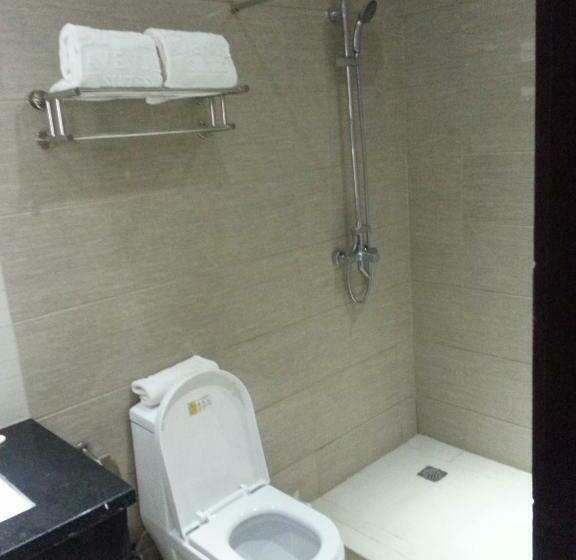 デラックスルーム, Avenue Suites