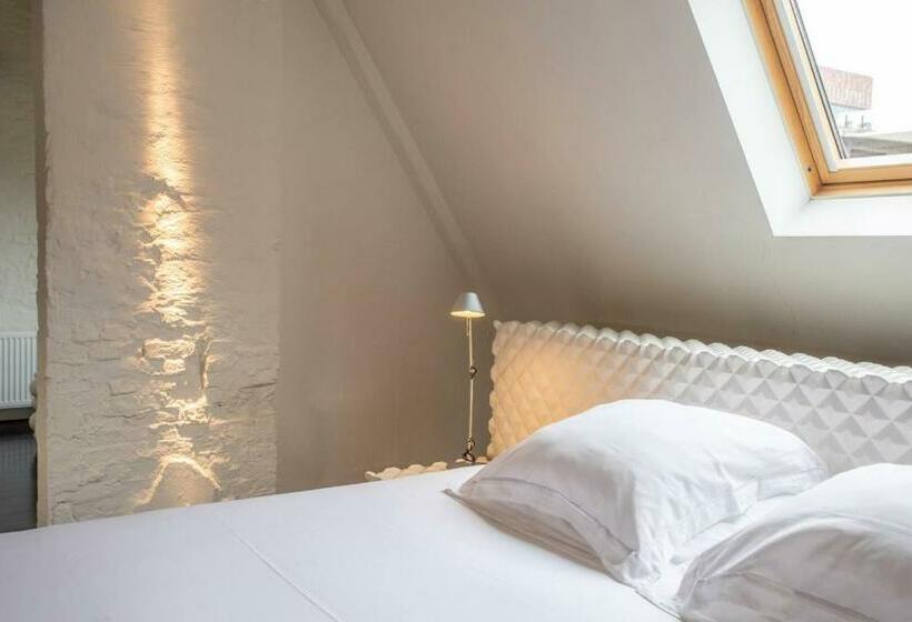 جناح ديلوكس, B&b Suites Feek