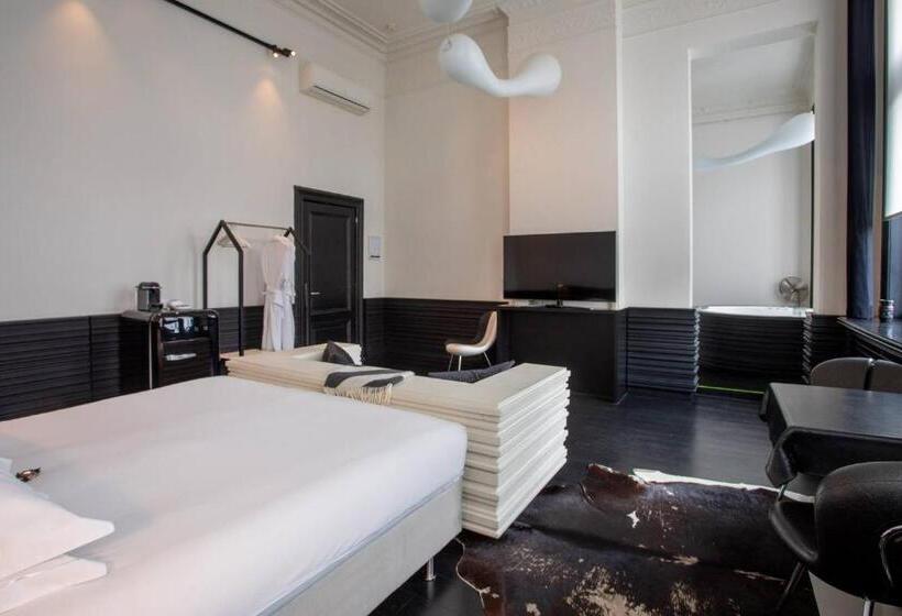 جناح سرير كينج, B&b Suites Feek