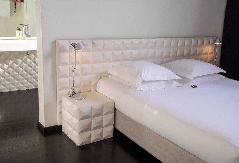 جناح عائلي, B&b Suites Feek