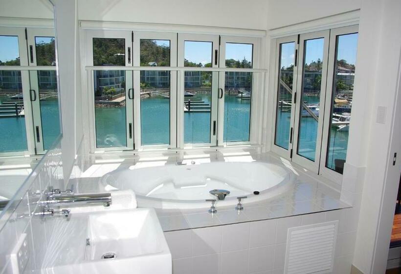 דירת 2 חדרים נוף לים, Beachside Magnetic Harbour Apartments