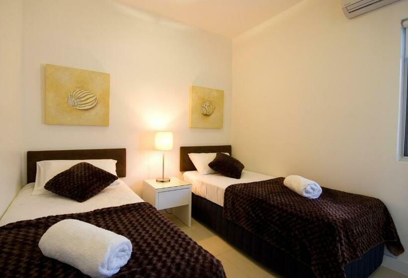 דירת 3 חדרים נוף לים, Beachside Magnetic Harbour Apartments