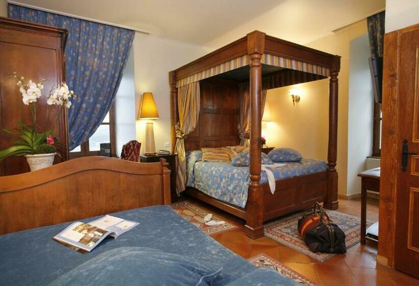 Трехместный Номер Престиж, Chateau Chapeau Cornu