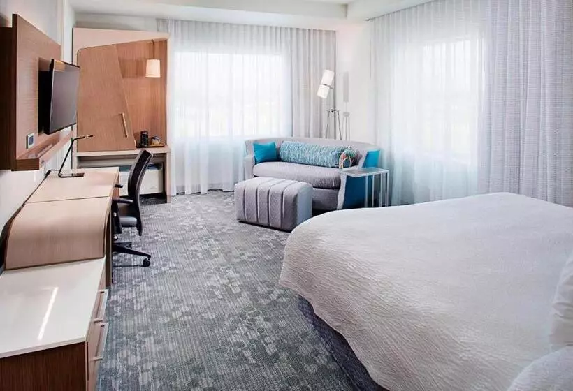 キングサイズベッドのスタンダードルーム, Courtyard By Marriott Dallas Carrollton And Carrollton Conference Center