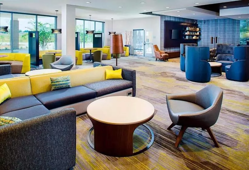 キングサイズベッドのスタンダードルーム, Courtyard By Marriott Dallas Carrollton And Carrollton Conference Center
