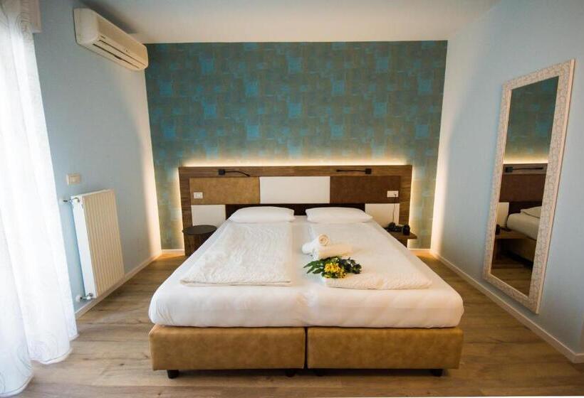 غرفة سوبيريور, Eden