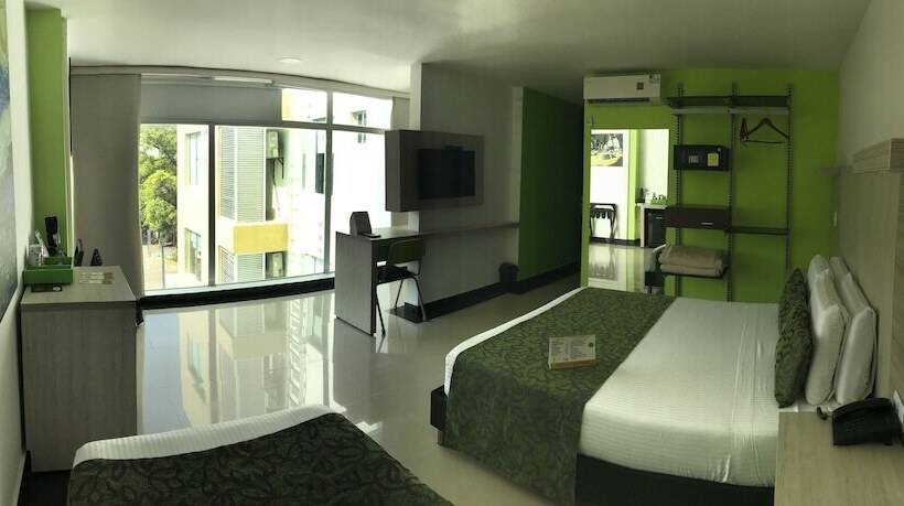 标准三人间, Genova Prado