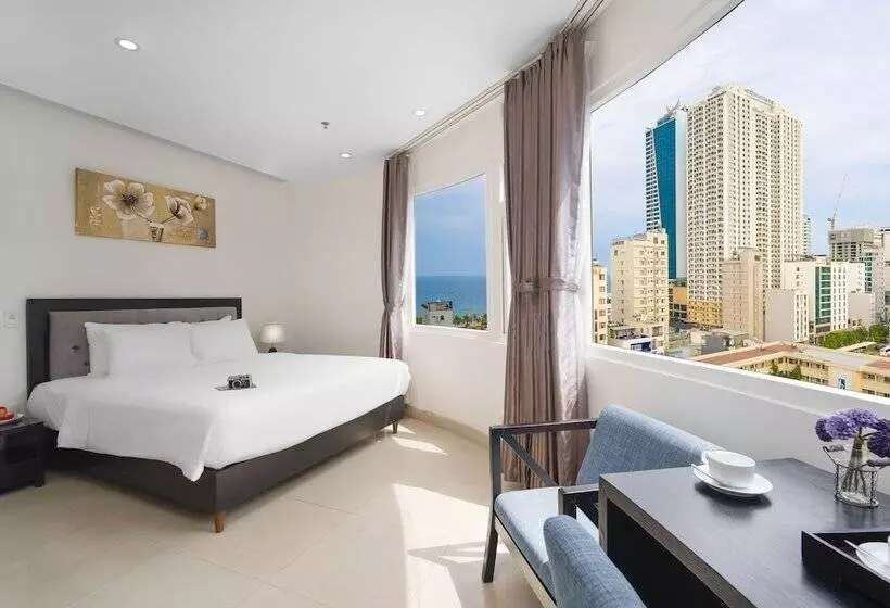 اتاق لوکس, Golden Star Hotel By Thg