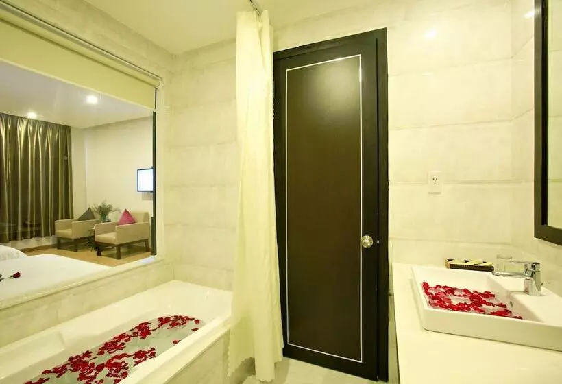اتاق سوپریور, Golden Star Hotel By Thg