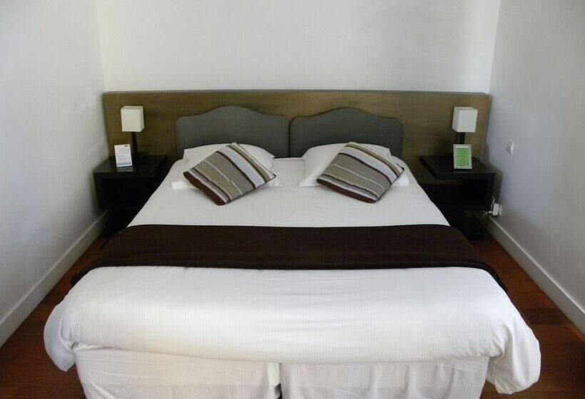 스탠다드 룸, La Bastie D Urfe