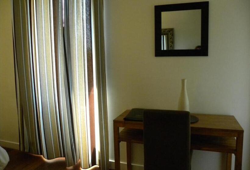 스탠다드 룸, La Bastie D Urfe