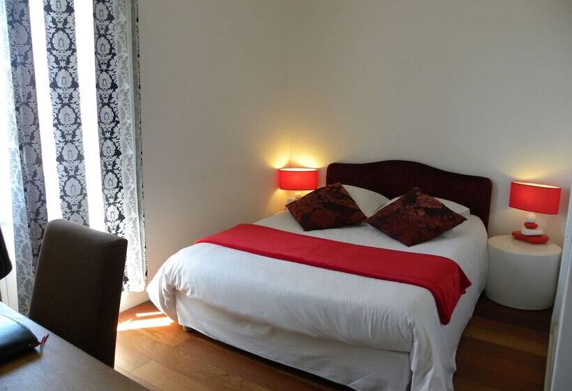 스탠다드 룸, La Bastie D Urfe