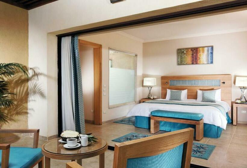 اتاق خانوادگی با چشمانداز استخر, Movenpick Waterpark Resort & Spa Soma Bay