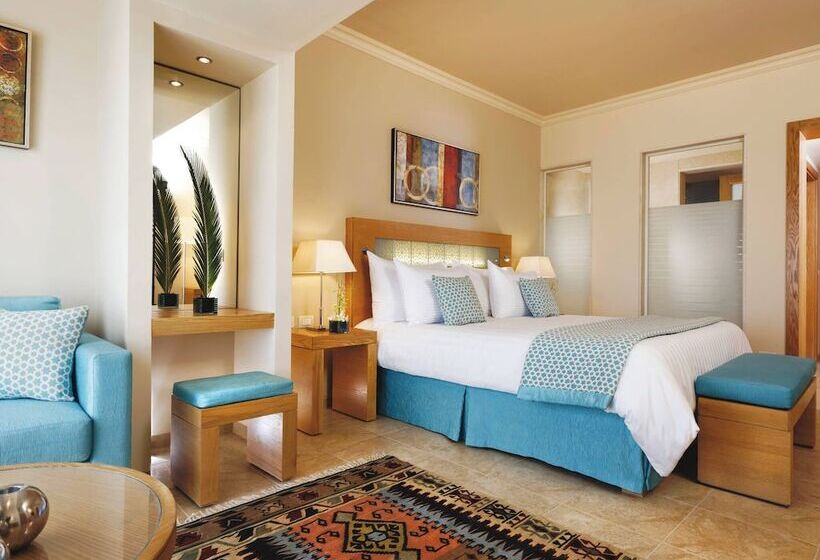 اتاق لوکس با چشمانداز استخر, Movenpick Waterpark Resort & Spa Soma Bay