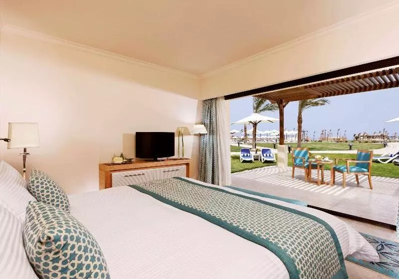 اتاق لوکس با چشم‌انداز دریا, Movenpick Waterpark Resort & Spa Soma Bay