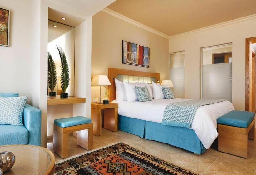 Deluxe Room Mountain View, Movenpick Waterpark Resort & Spa Soma Bay