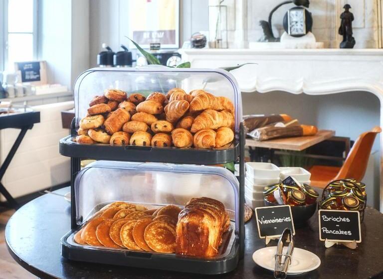 Номер Стандарт, Napoleon