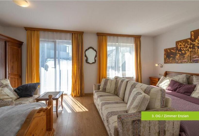Трехместный Номер Комфорт, Platzhirsch Zur Alten Wagnerei Gästehaus