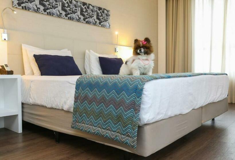 キングサイズベッドのデラックスルーム, Quality Hotel São Caetano