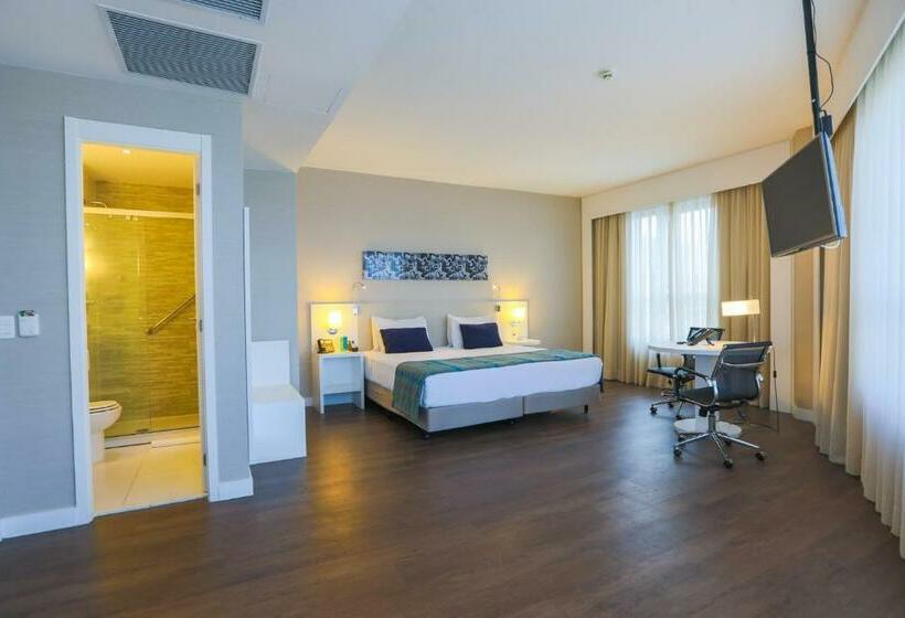 キングサイズベッドのデラックスルーム, Quality Hotel São Caetano