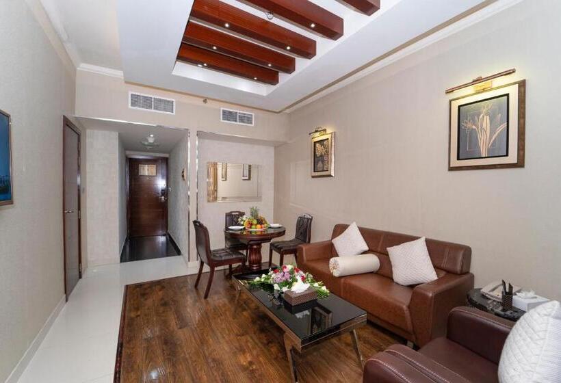 Президентский Люкс, Queen Palace