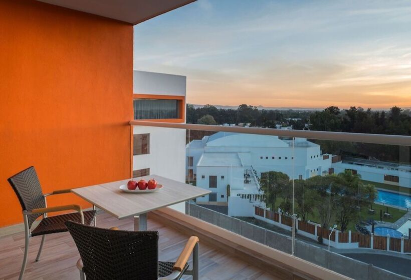 סוויטת ג'וניור, Real Inn Celaya