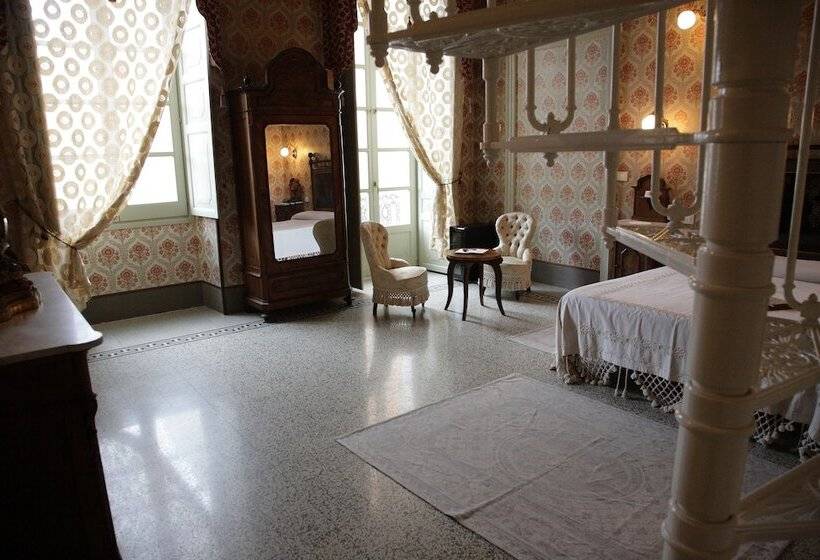 جناح جونيور, Residenza D Epoca Regina D Arborea