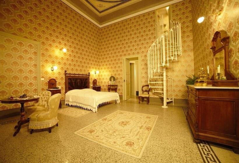 جناح جونيور, Residenza D Epoca Regina D Arborea