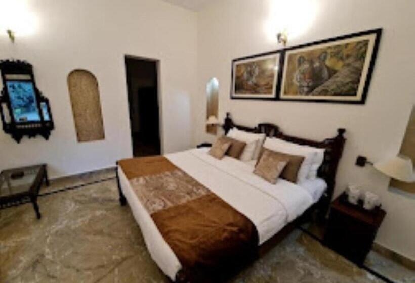 חדר סופריור, Tiger Lagoon Bandhavgarh