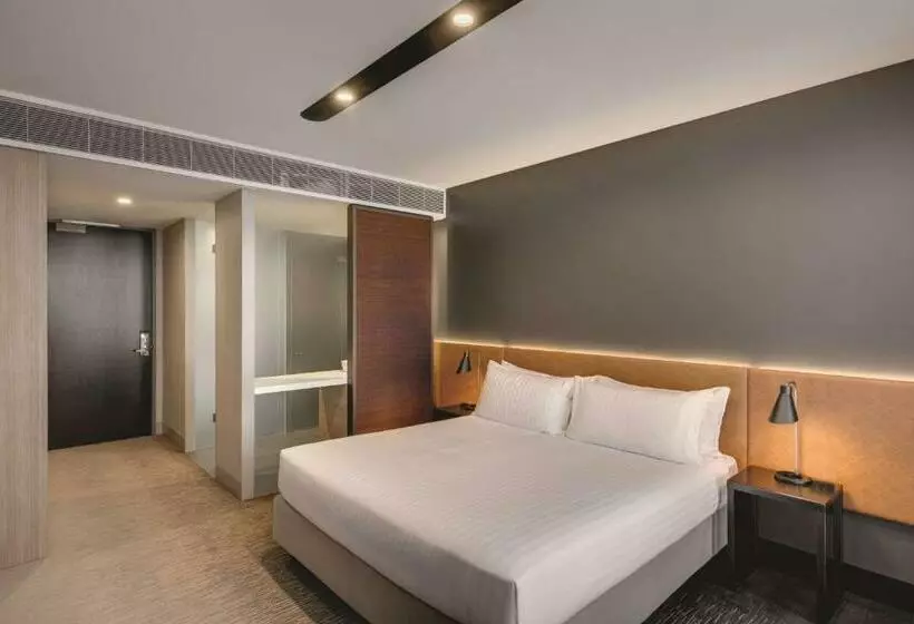 キングサイズベッドのデラックスルーム, Vibe Hotel Canberra