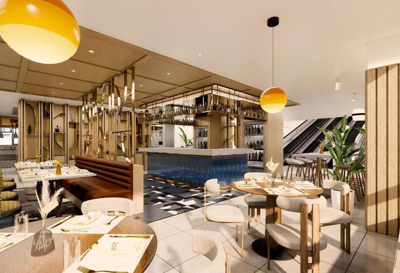 디럭스 룸 도시 전망, Voco Seoul Myeongdong, An Ihg