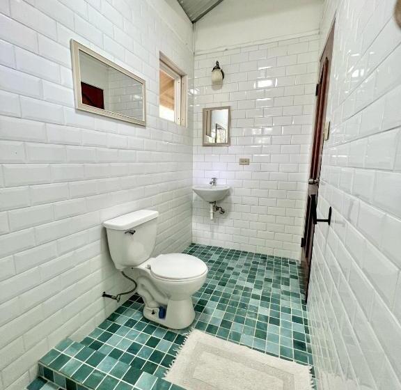 침실 1개 주택, Akwaba Lodge