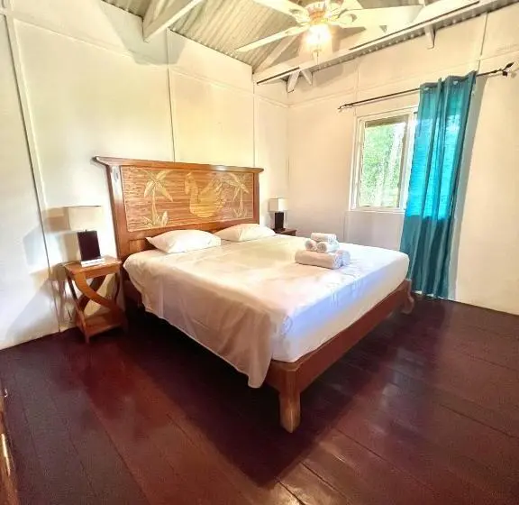 Talo 1 Makuuhuone, Akwaba Lodge