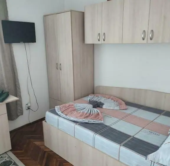 Standard Yhden Hengen Huone, Casa Rebeca