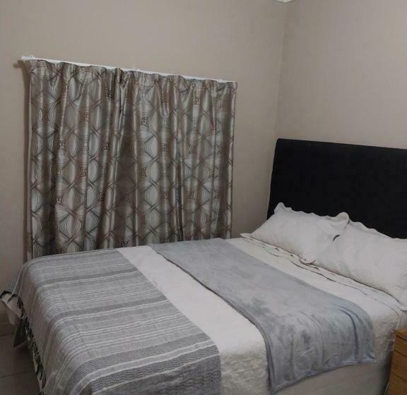 Standard-huone Puutarhanäkymä, Wakeup Fresh Guest House