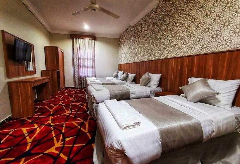 4인용 스탠다드 룸, فندق أنوار المسك